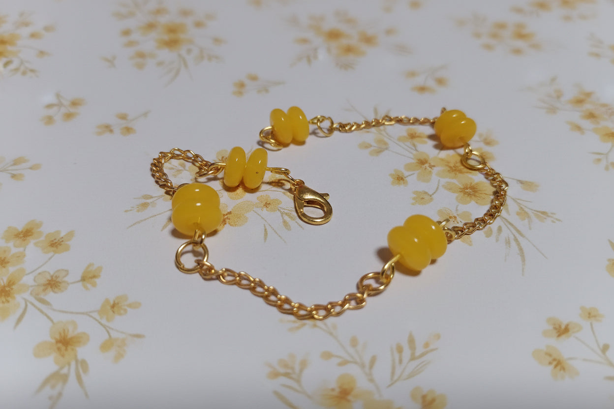 yellow_gold_bracelet 